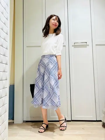 ANY SIS スタッフ コーディネート画像