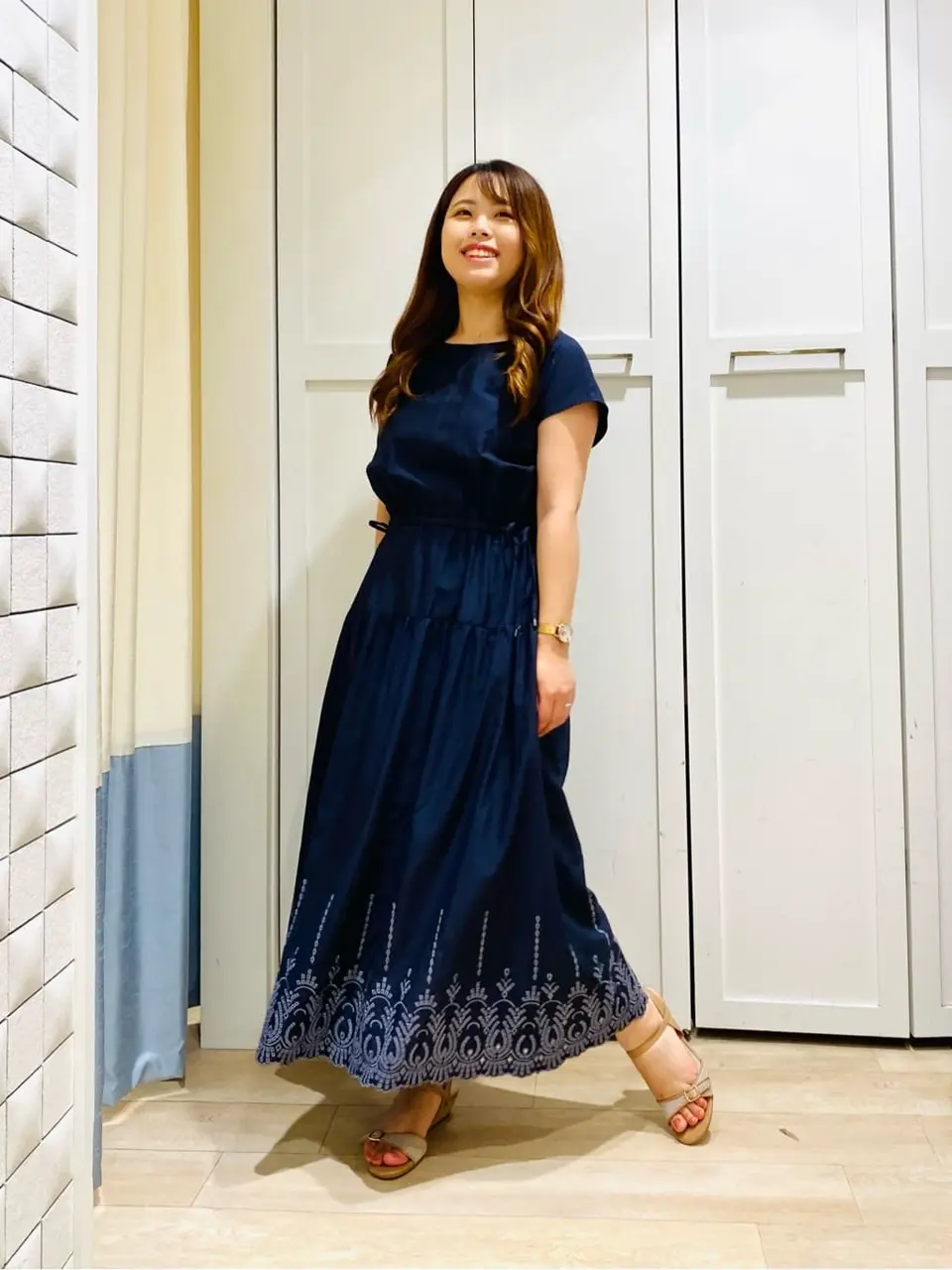 ANY SIS スタッフ コーディネート画像