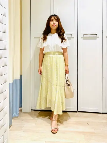 ANY SIS スタッフ コーディネート画像