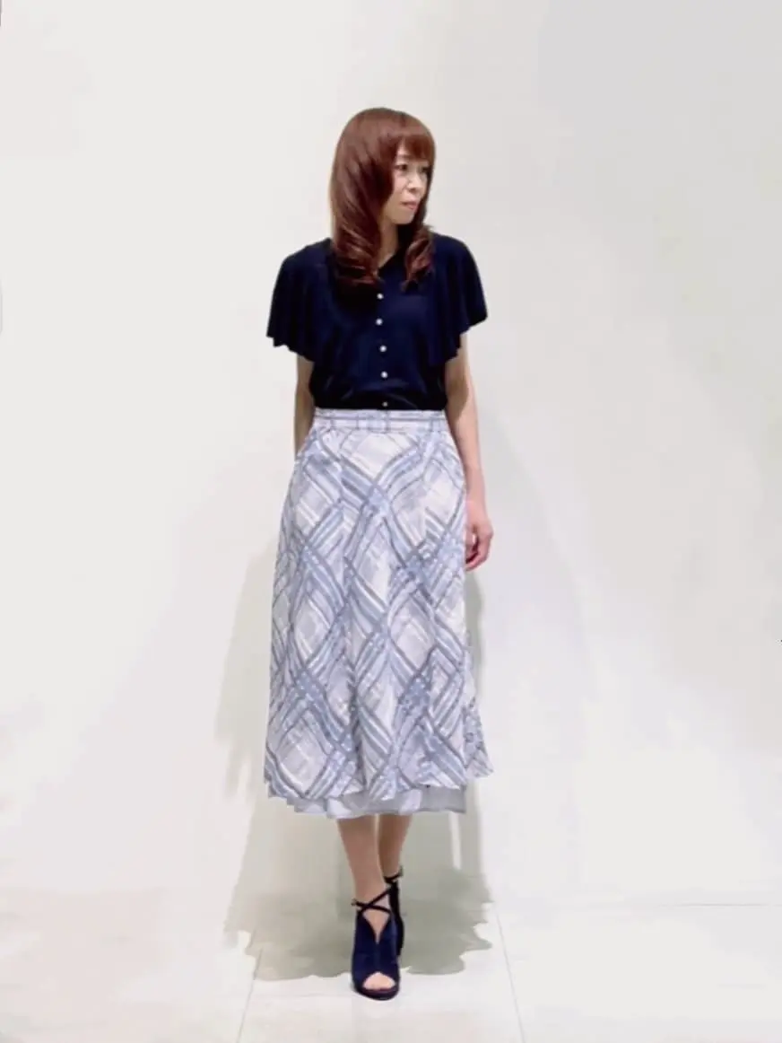 ANY SIS スタッフ コーディネート画像