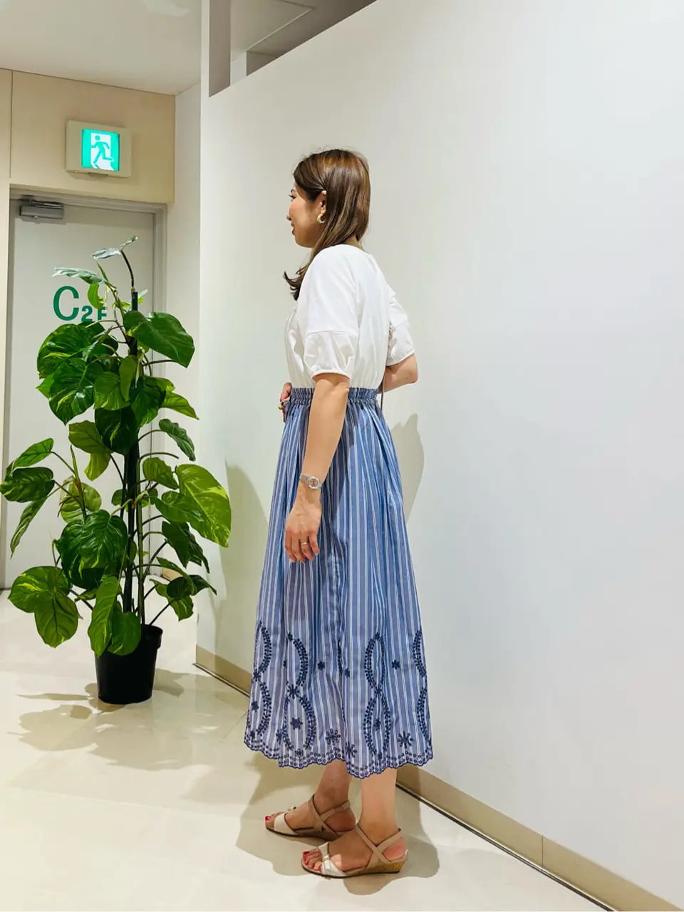 ANY SIS 石川 コーディネート画像