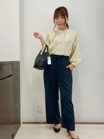 ANY SIS スタッフ コーディネート画像