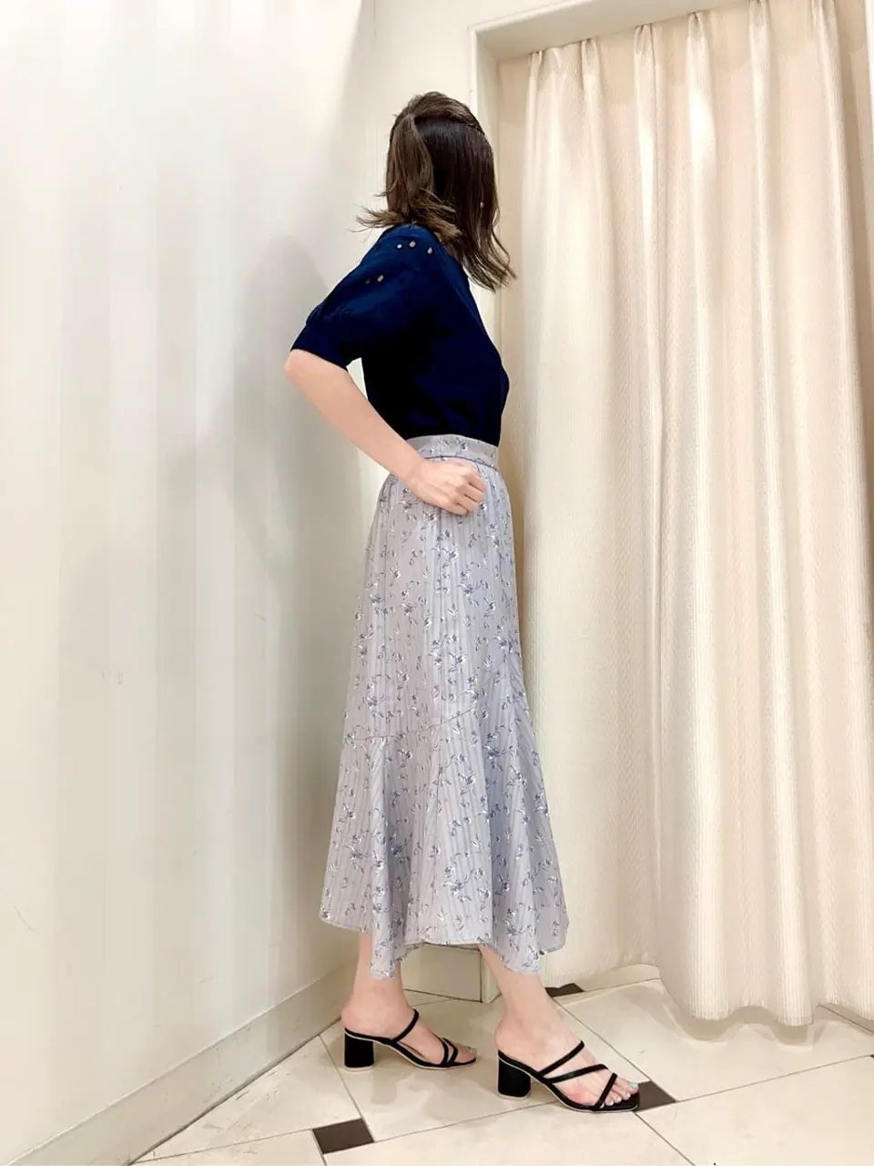 ANY SIS 金井 コーディネート画像