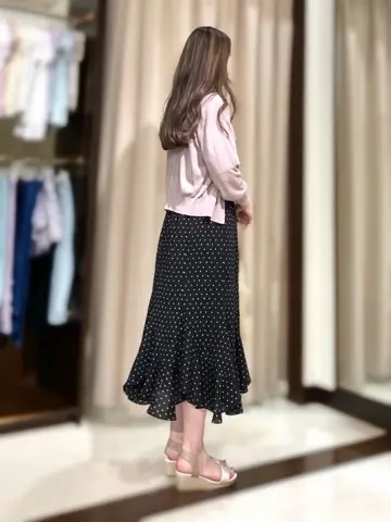 ANY SIS STAFF コーディネート画像