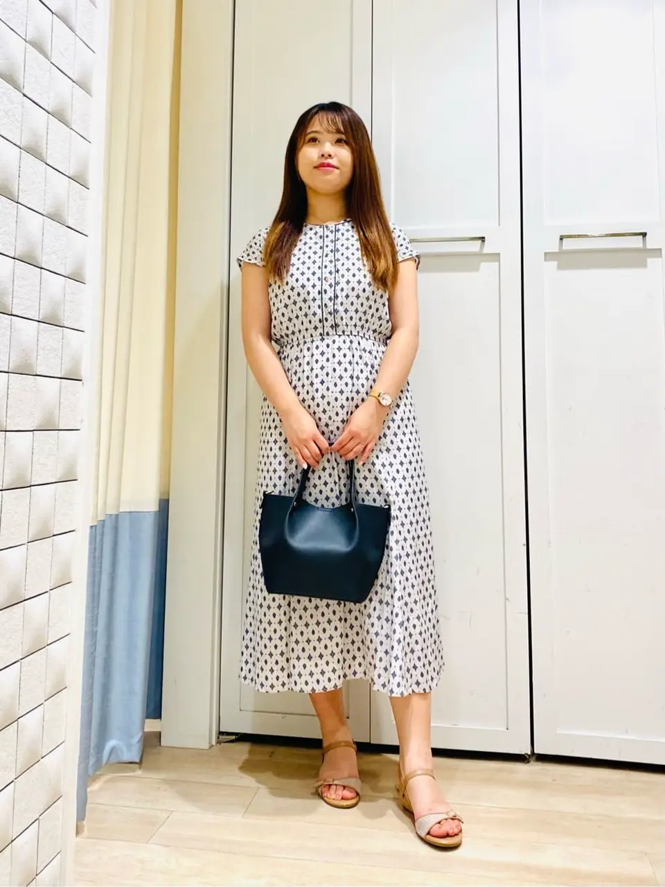 ANY SIS スタッフ コーディネート画像