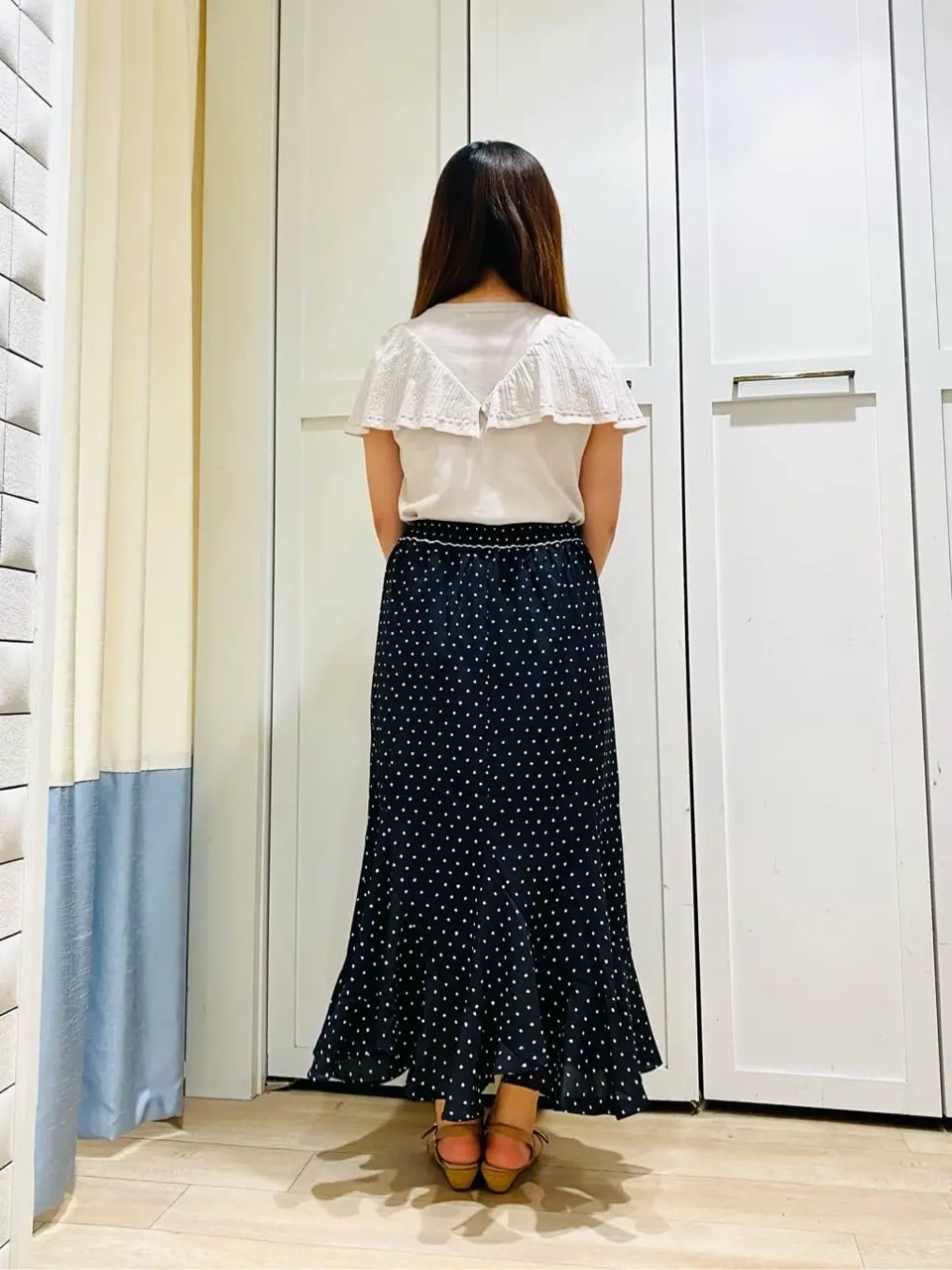 ANY SIS スタッフ コーディネート画像