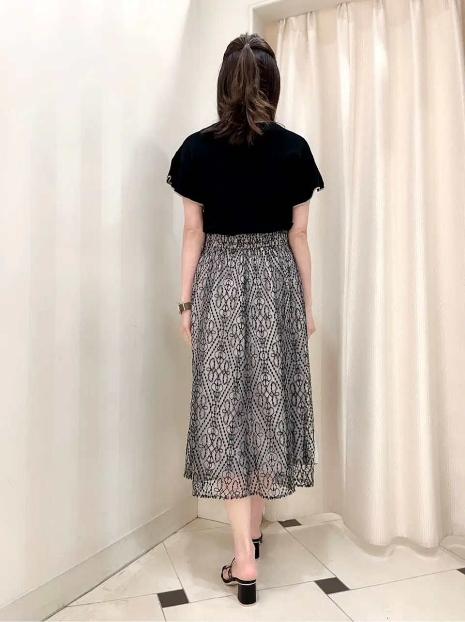 ANY SIS 金井 コーディネート画像