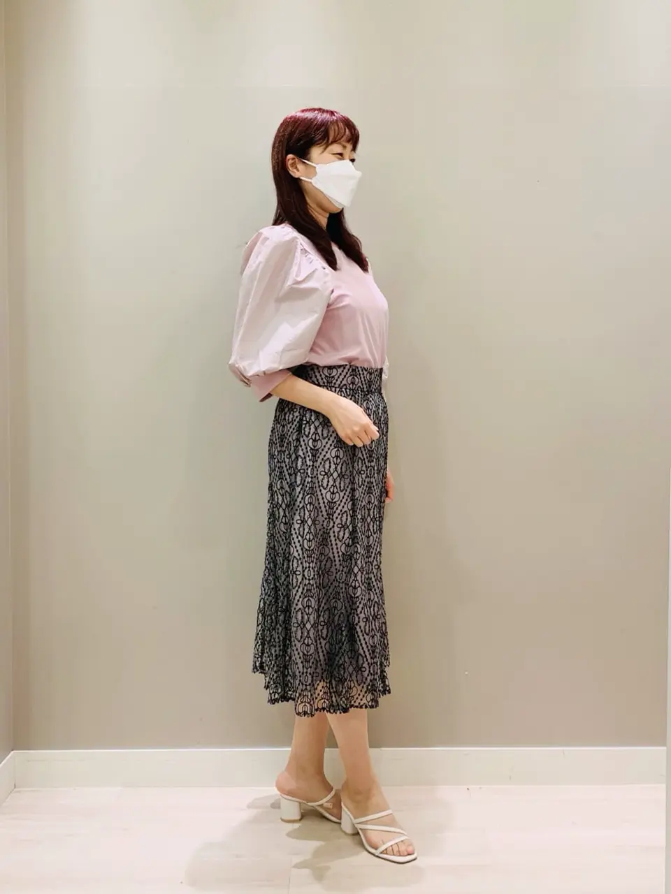 ANY SIS スタッフ コーディネート画像