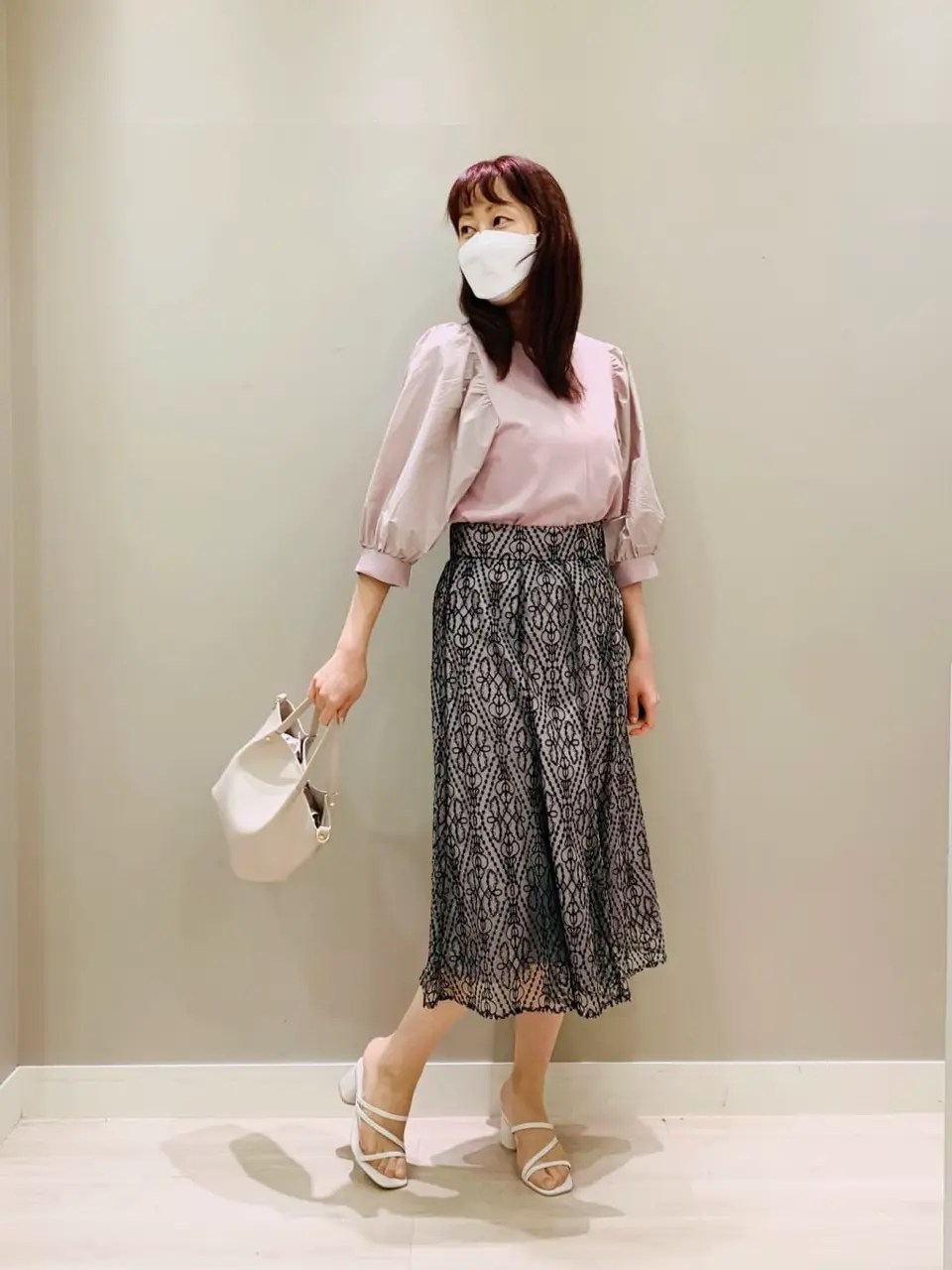 ANY SIS スタッフ コーディネート画像