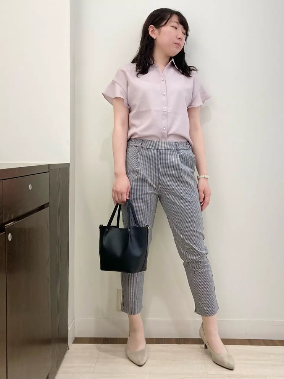 ANY SIS スタッフ コーディネート画像