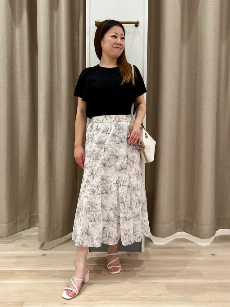 ANY SIS 瀬野 コーディネート画像