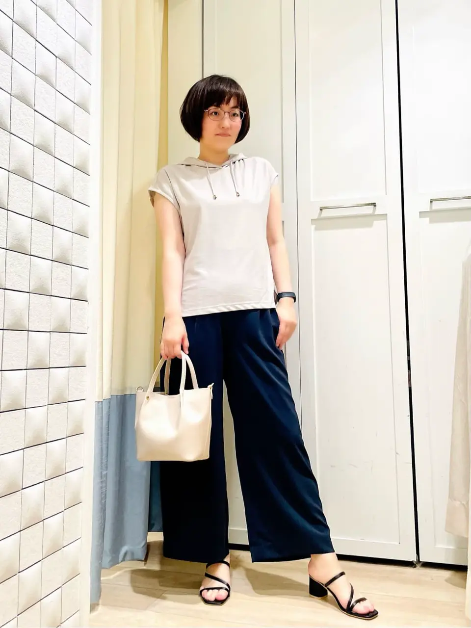 ANY SIS スタッフ コーディネート画像