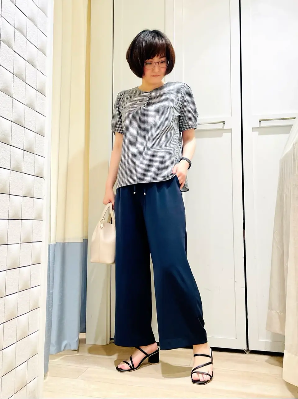 ANY SIS スタッフ コーディネート画像