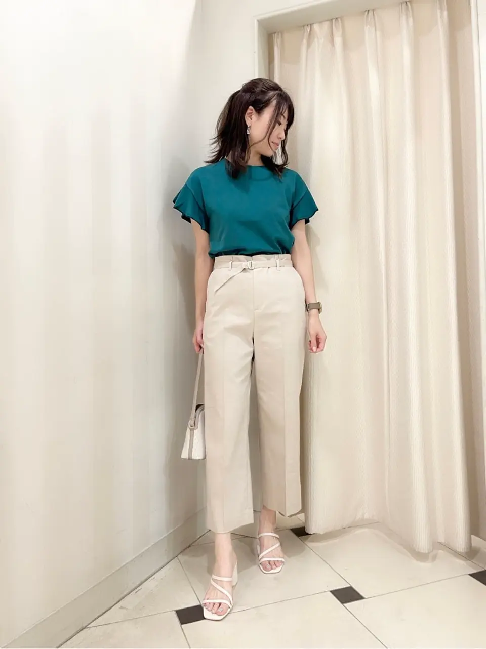 ANY SIS 金井 コーディネート画像