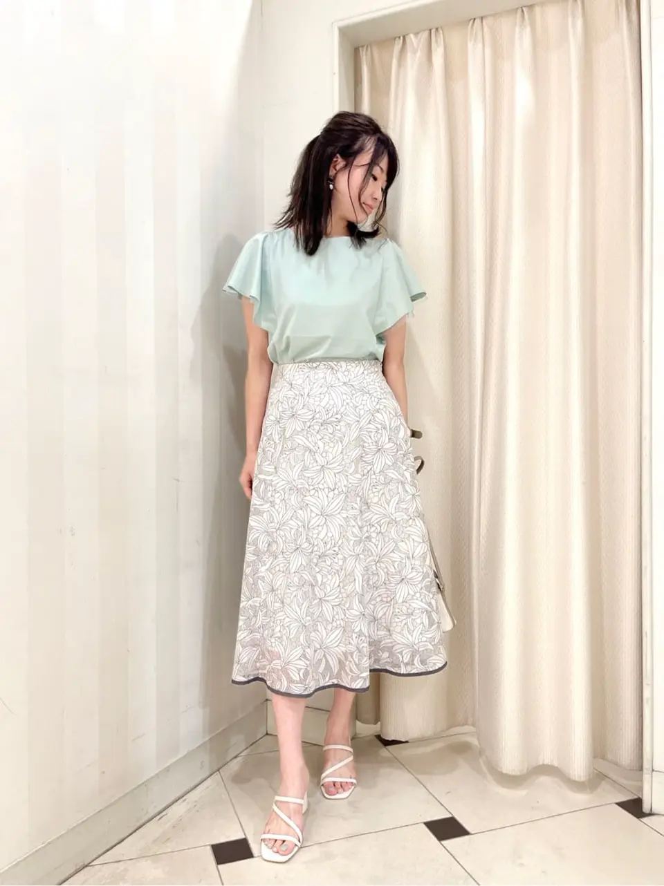 ANY SIS 金井 コーディネート画像