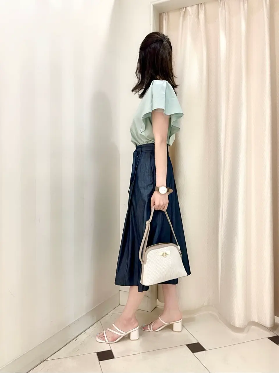 ANY SIS 金井 コーディネート画像