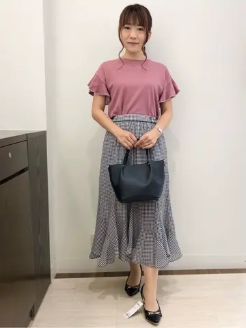 ANY SIS スタッフ コーディネート画像