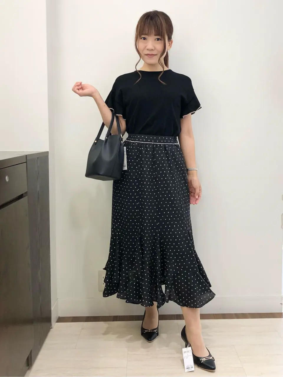 ANY SIS スタッフ コーディネート画像