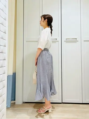 ANY SIS スタッフ コーディネート画像