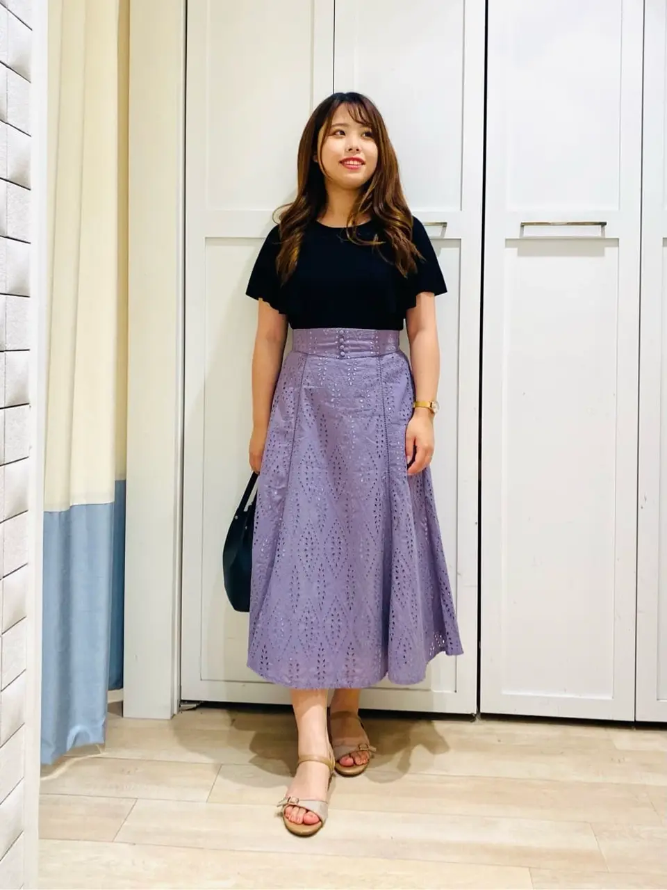 ANY SIS スタッフ コーディネート画像