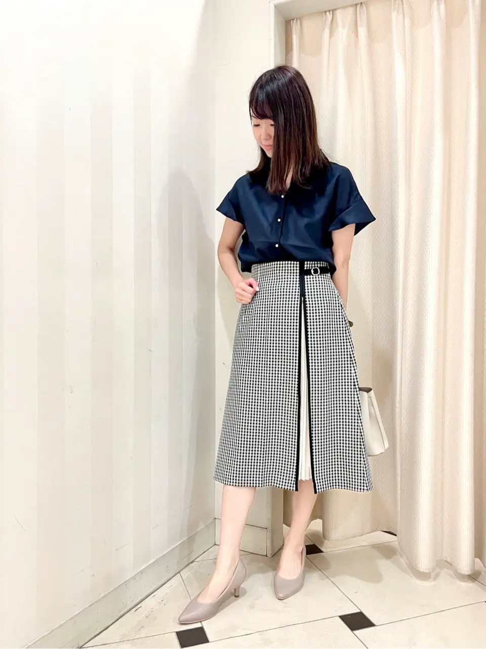 ANY SIS 金井 コーディネート画像