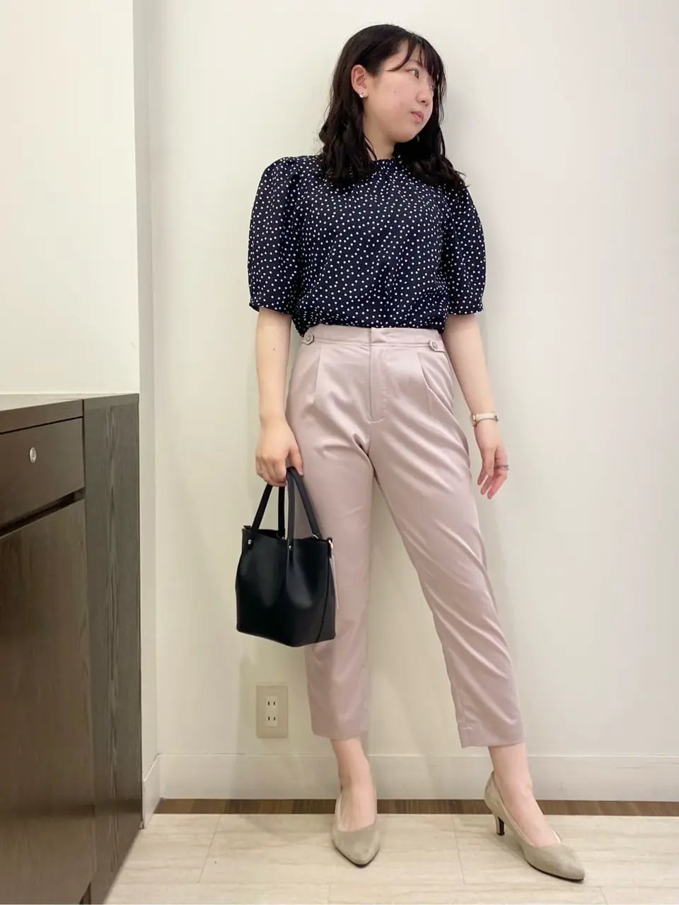 ANY SIS スタッフ コーディネート画像