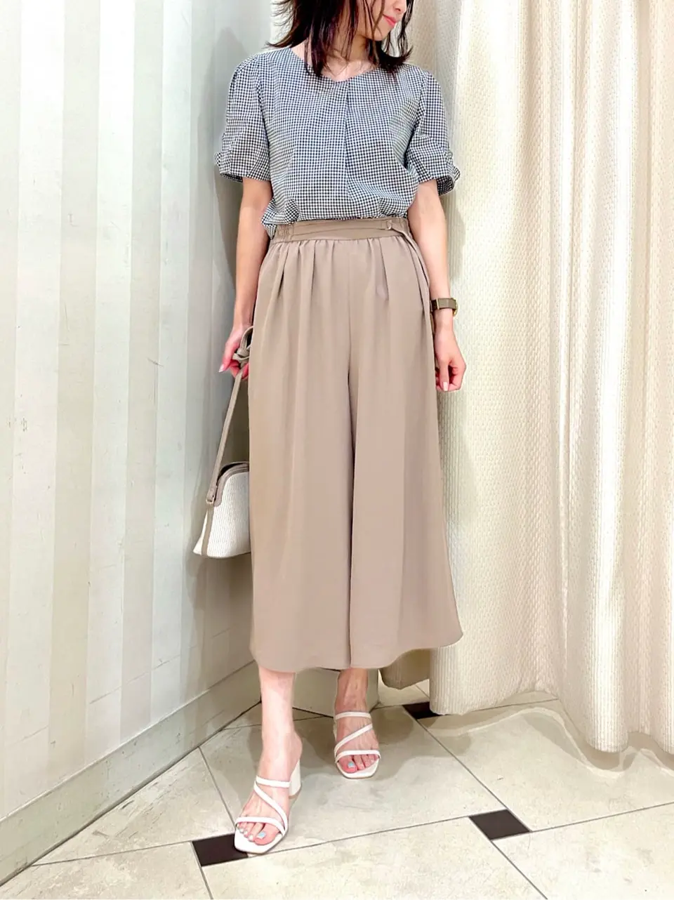 ANY SIS 金井 コーディネート画像