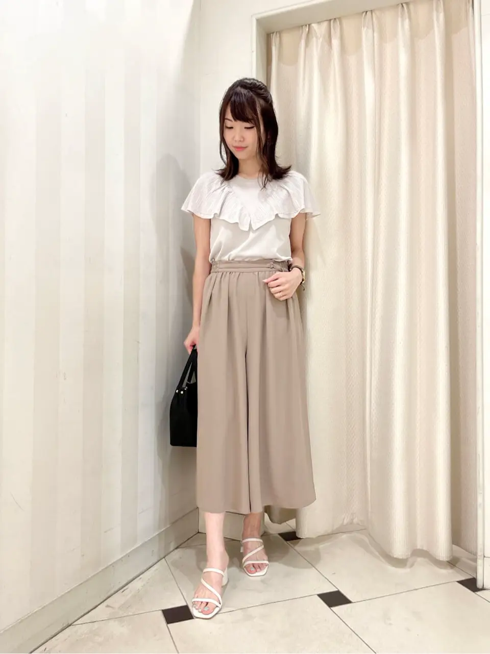 ANY SIS 金井 コーディネート画像