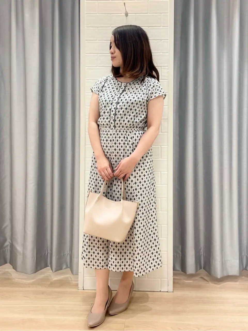 ANY SIS 丸岡 コーディネート画像