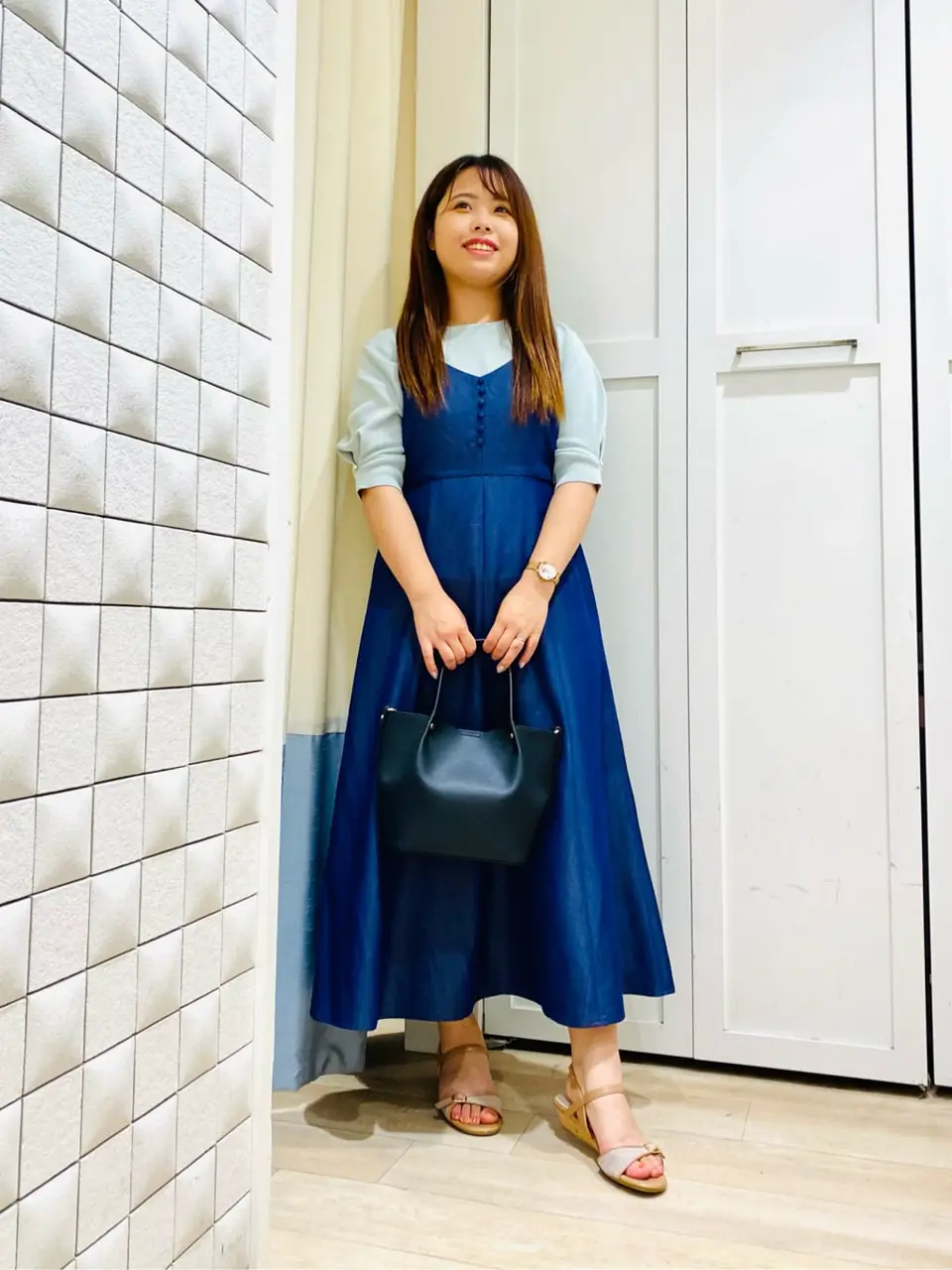 ANY SIS スタッフ コーディネート画像