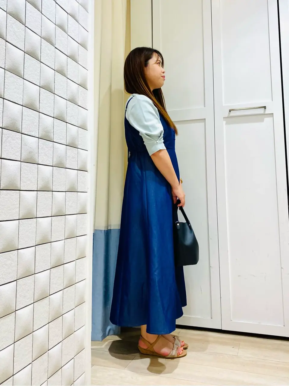 ANY SIS スタッフ コーディネート画像