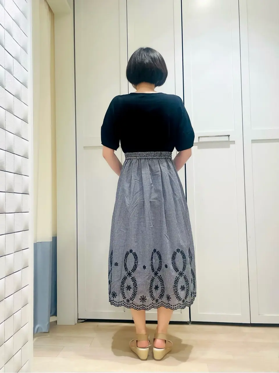 ANY SIS スタッフ コーディネート画像