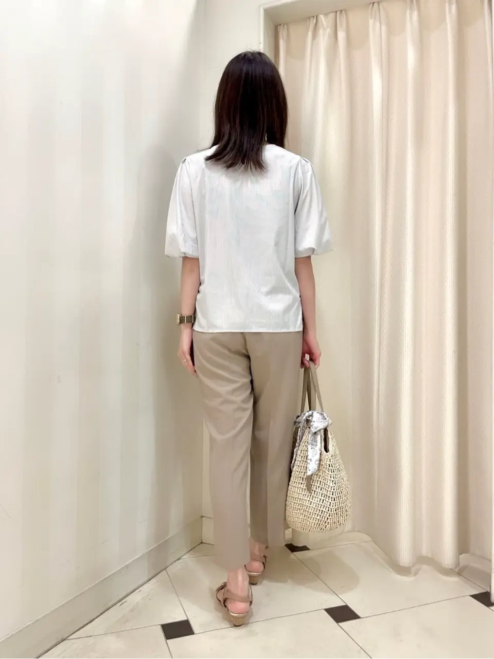 ANY SIS 金井 コーディネート画像