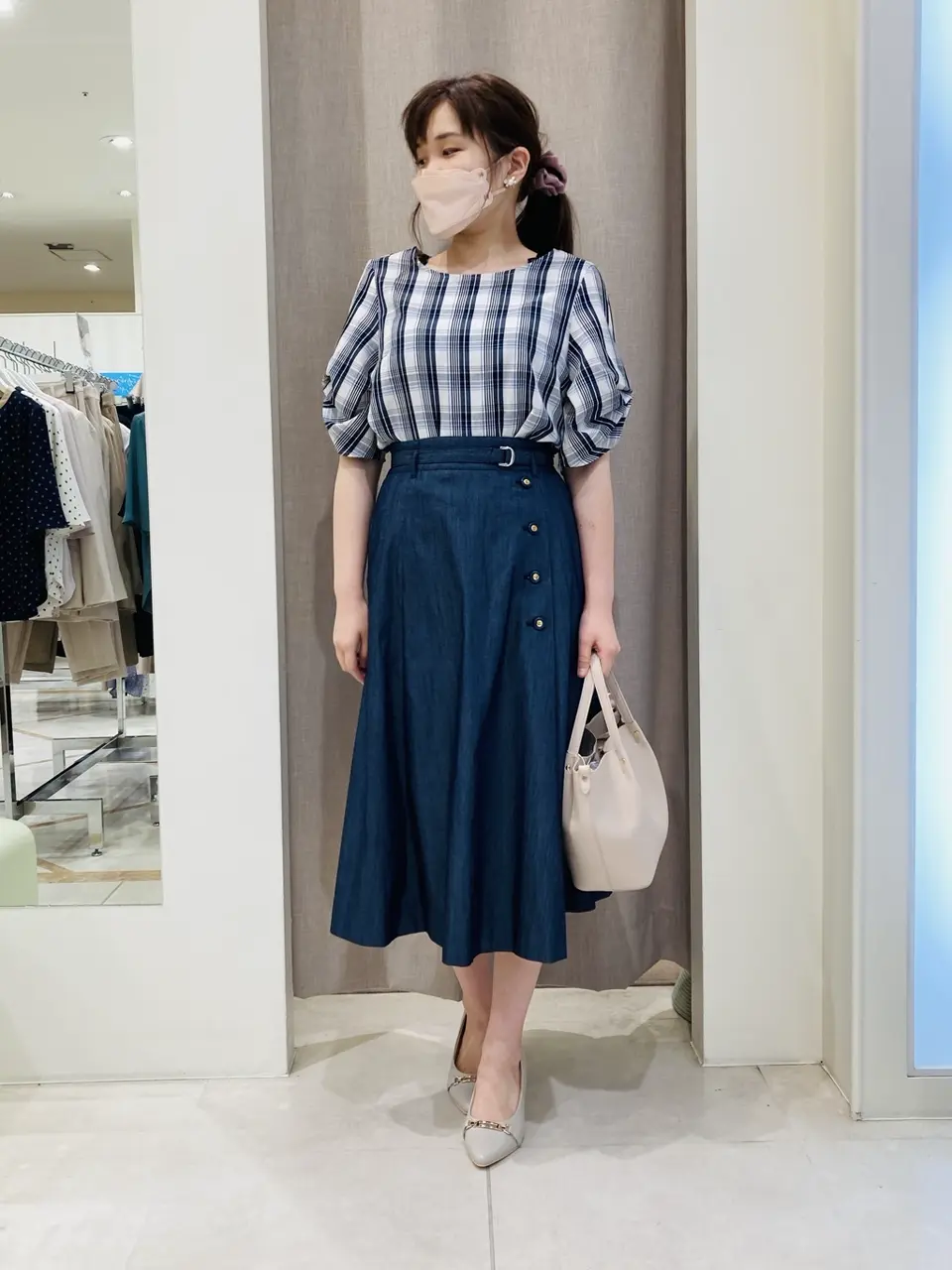 ANY SIS 川根　彩 コーディネート画像