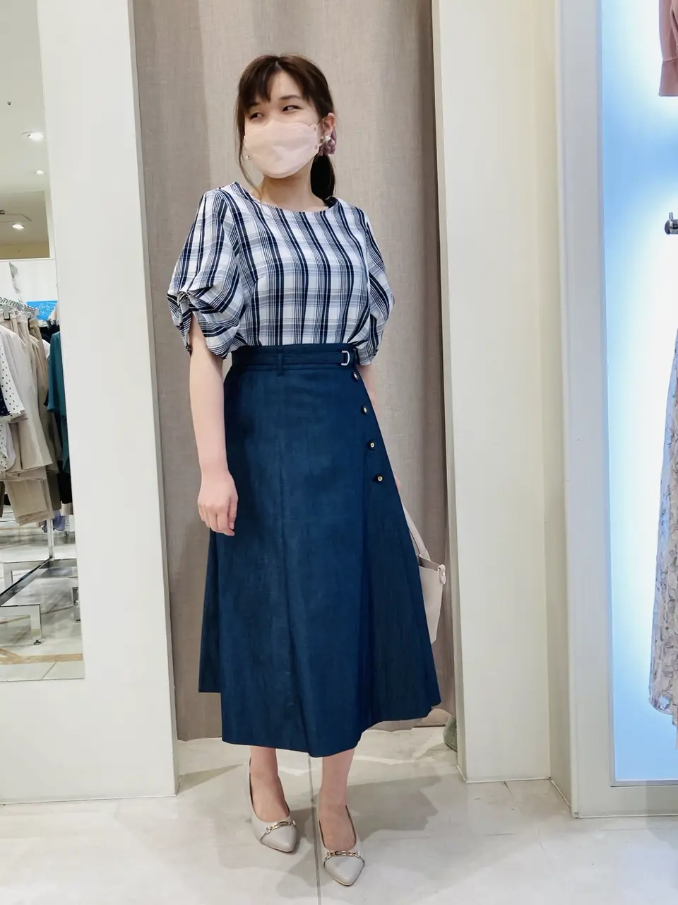 ANY SIS 川根　彩 コーディネート画像