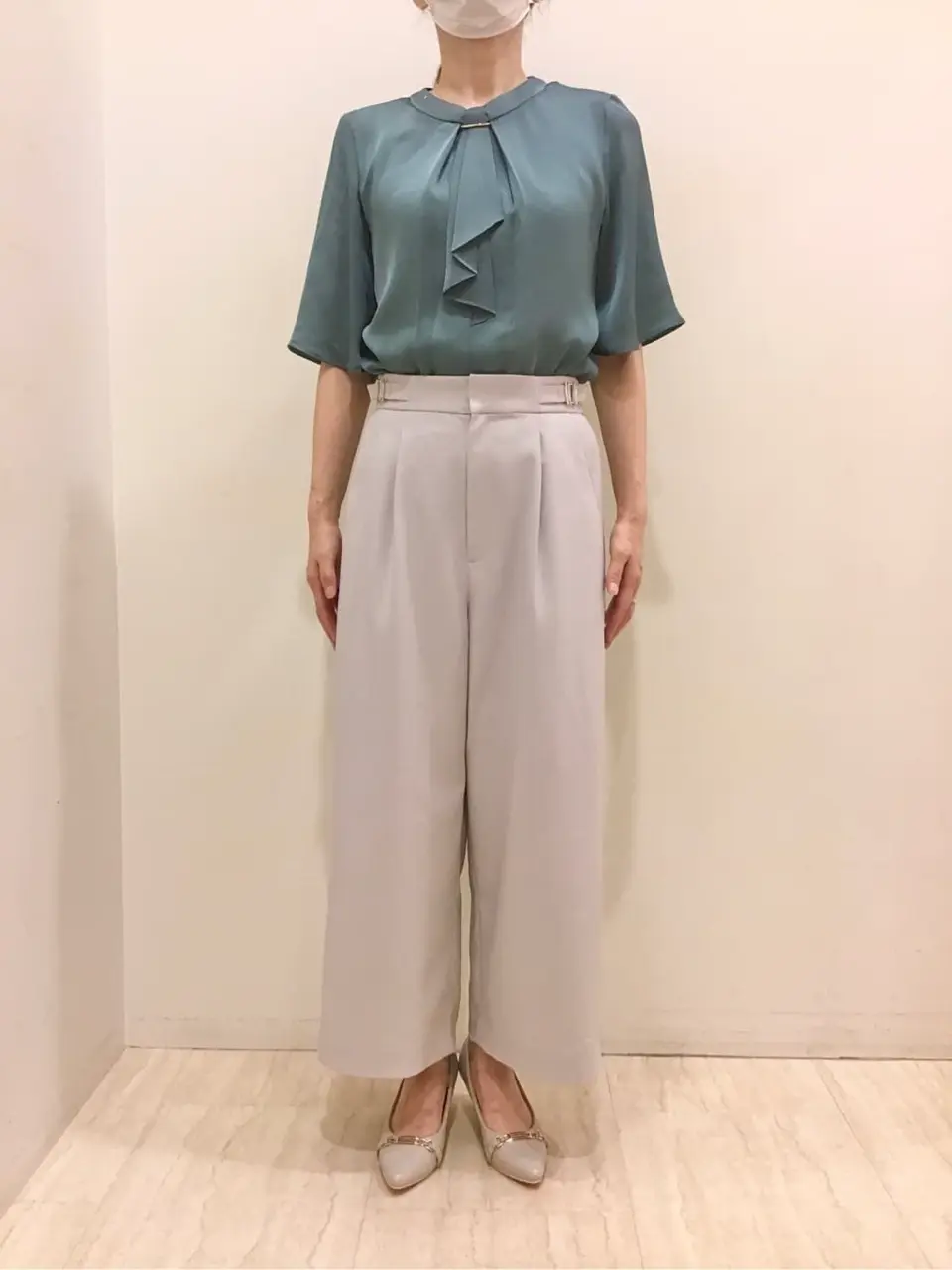 ANY SIS スタッフ コーディネート画像