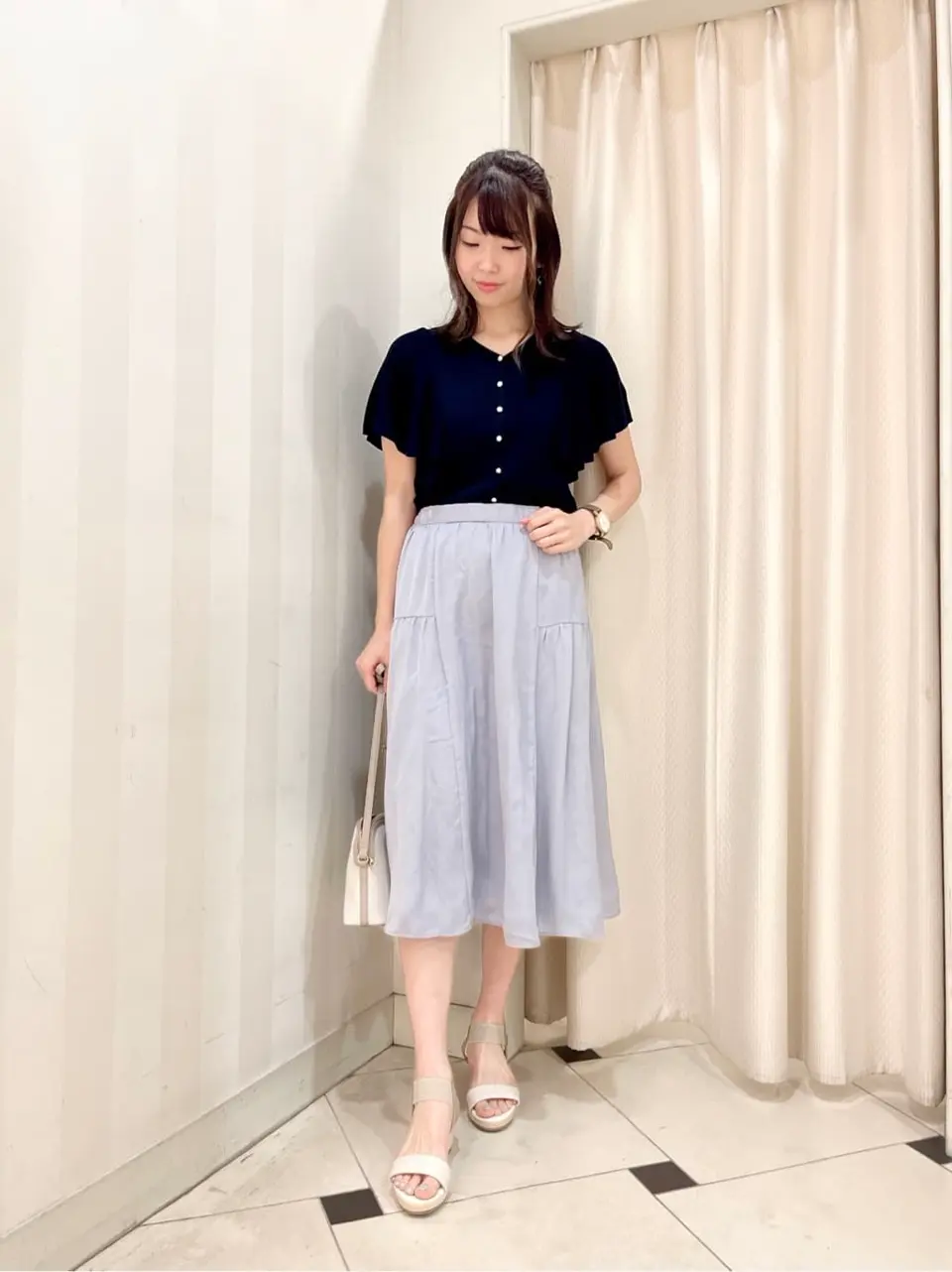 ANY SIS 金井 コーディネート画像