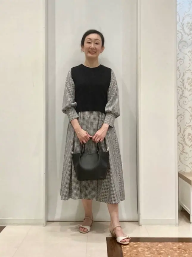 ANY SIS スタッフ コーディネート画像