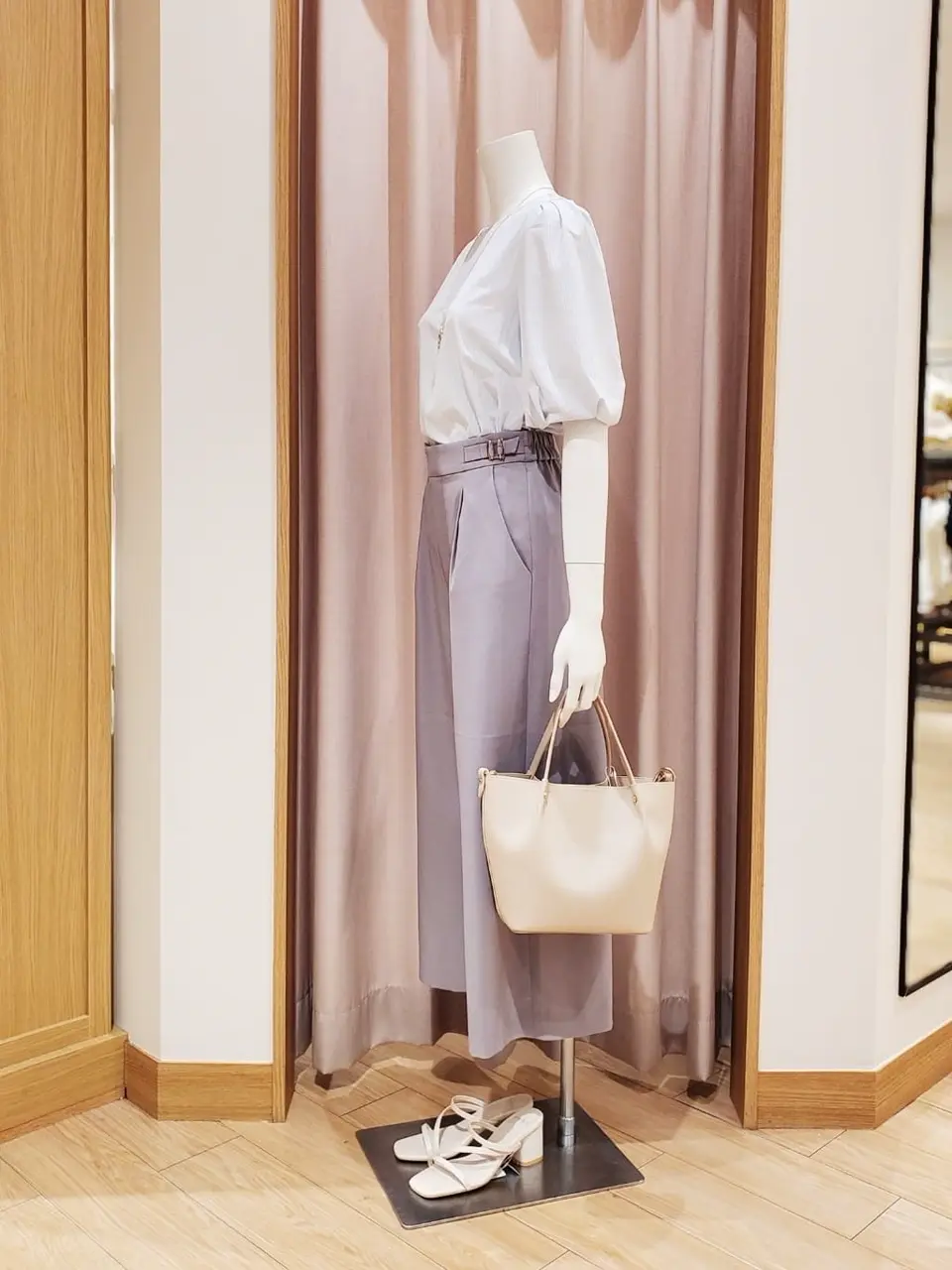 ANY SIS 岩田 コーディネート画像