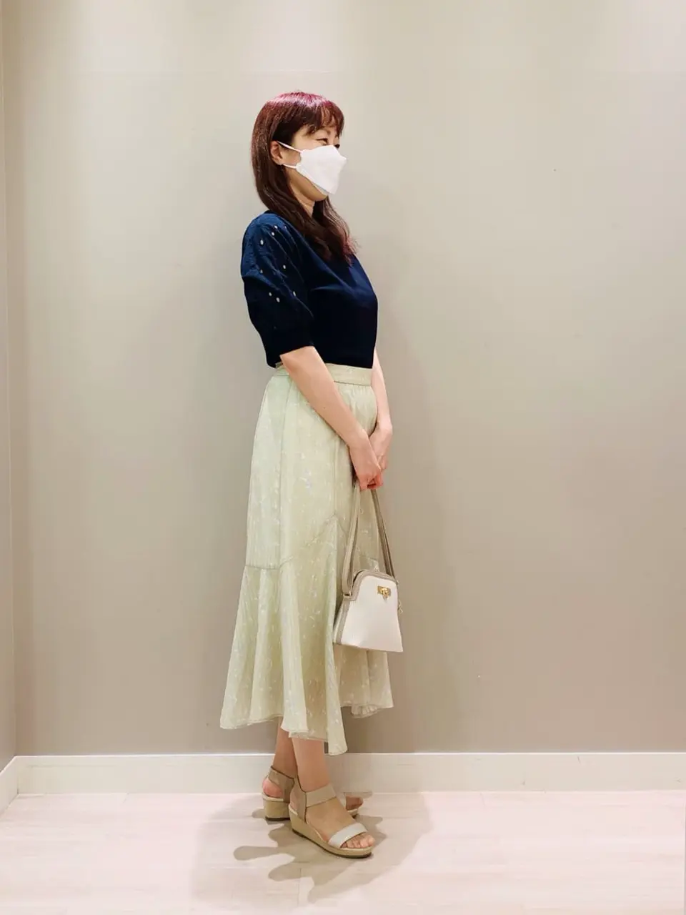 ANY SIS スタッフ コーディネート画像