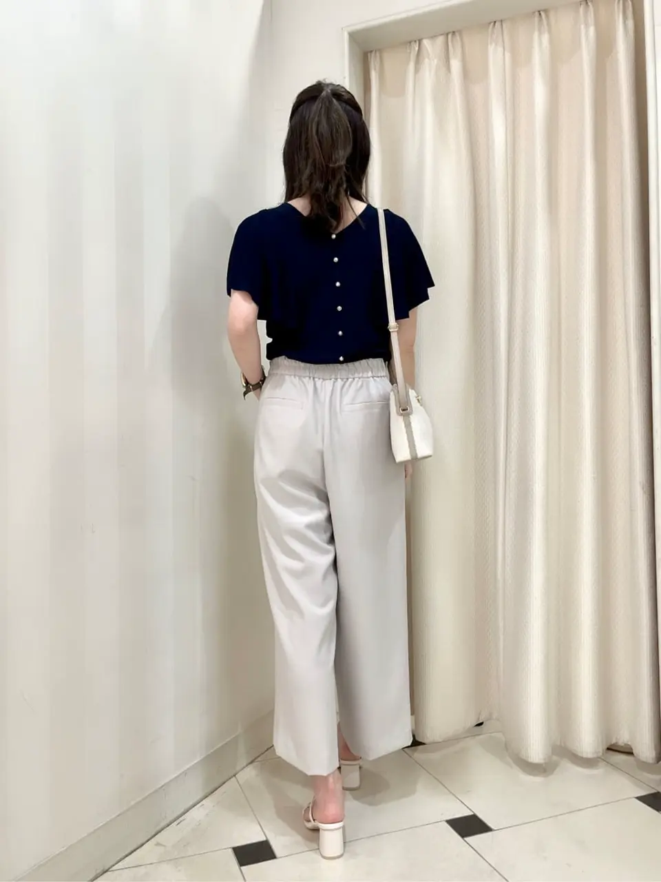 ANY SIS 金井 コーディネート画像