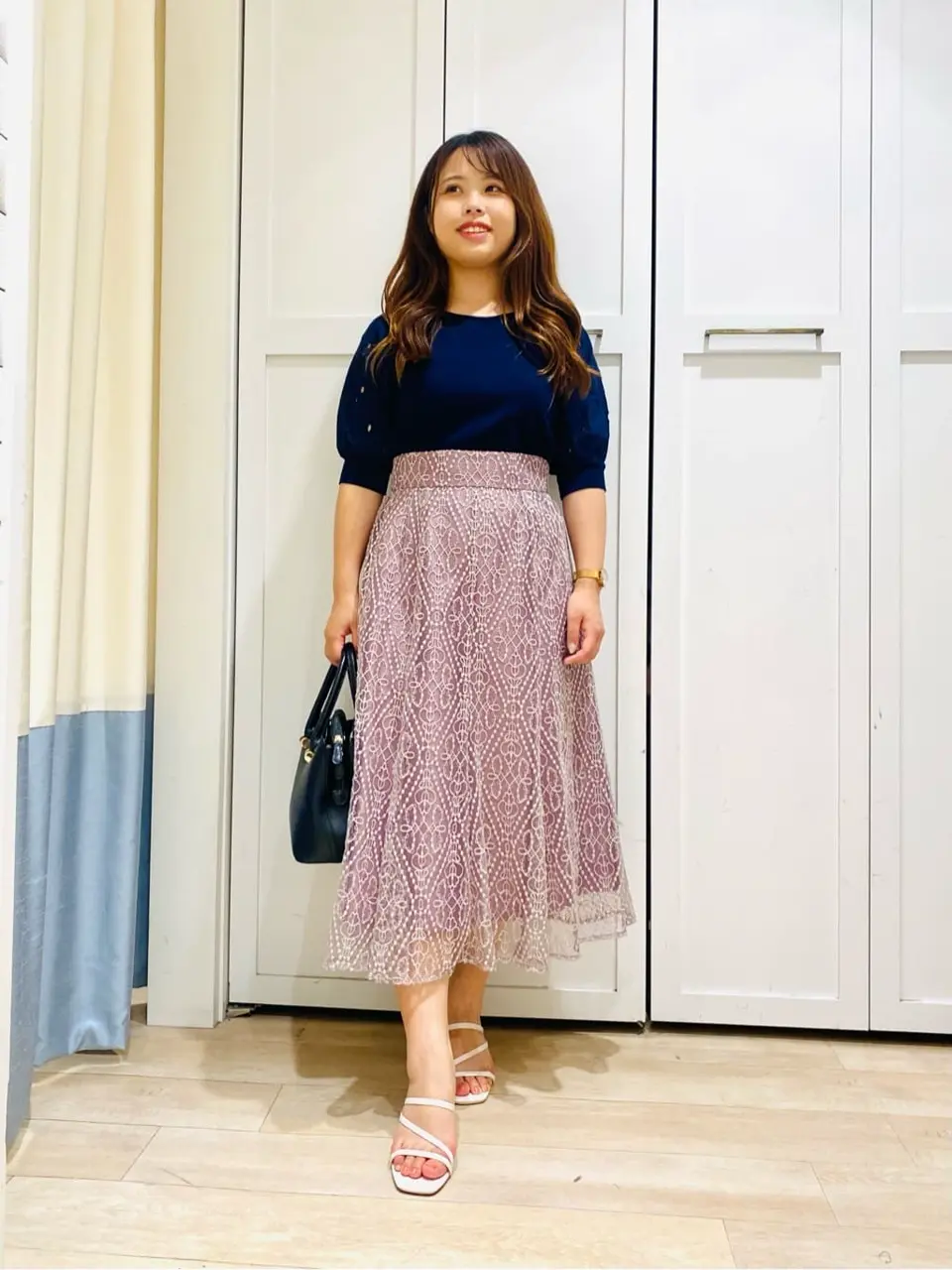 ANY SIS スタッフ コーディネート画像