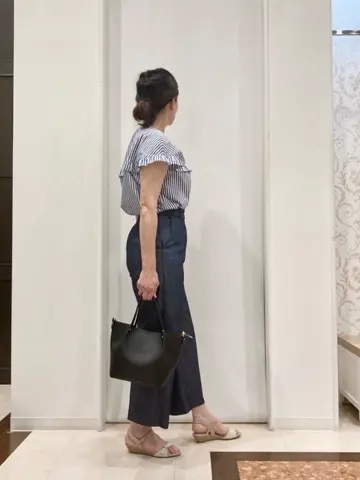 ANY SIS スタッフ コーディネート画像