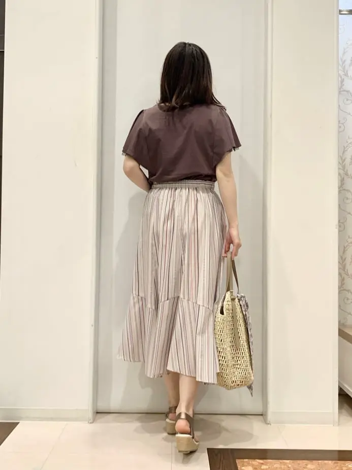 ANY SIS 横田 コーディネート画像