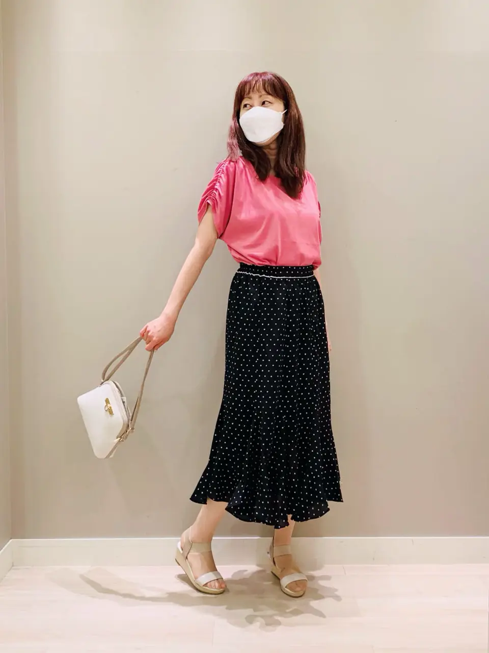 ANY SIS スタッフ コーディネート画像