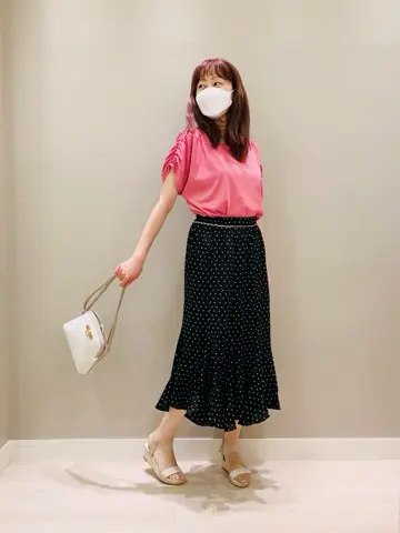 ANY SIS スタッフ コーディネート画像