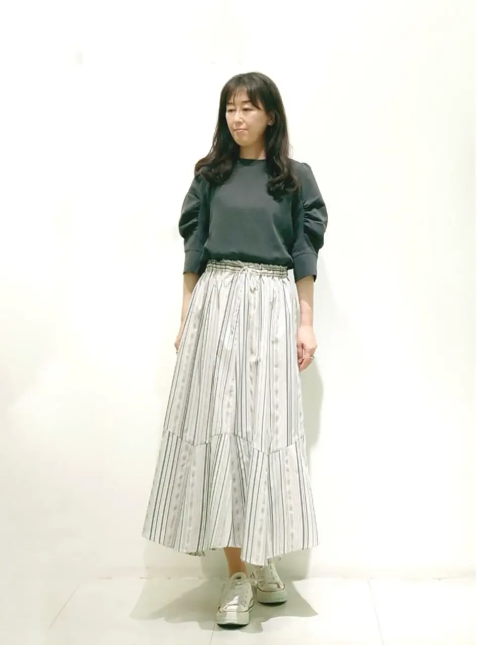 ANY SIS スタッフ コーディネート画像