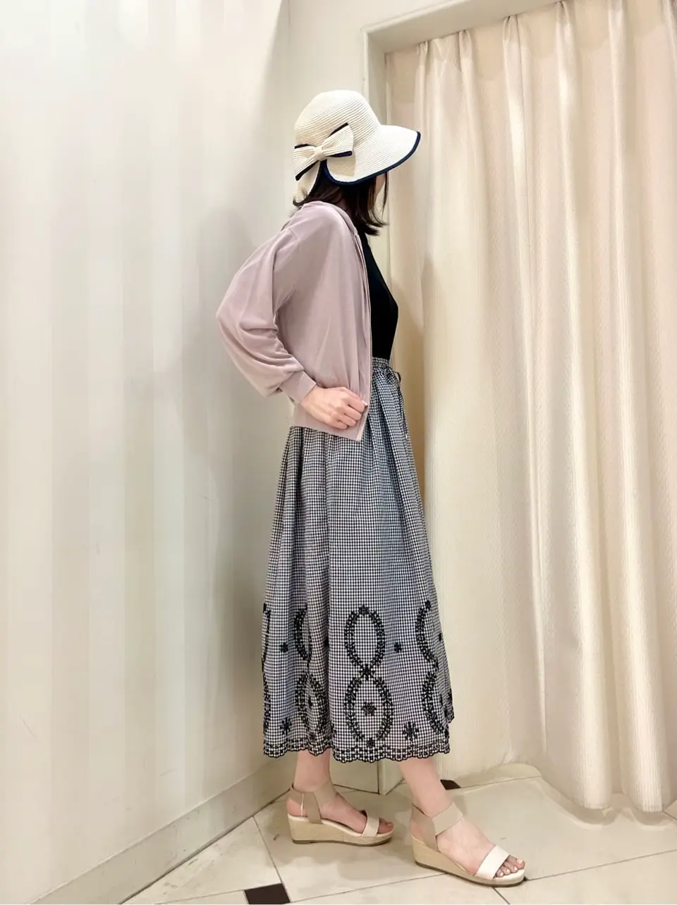 ANY SIS 金井 コーディネート画像