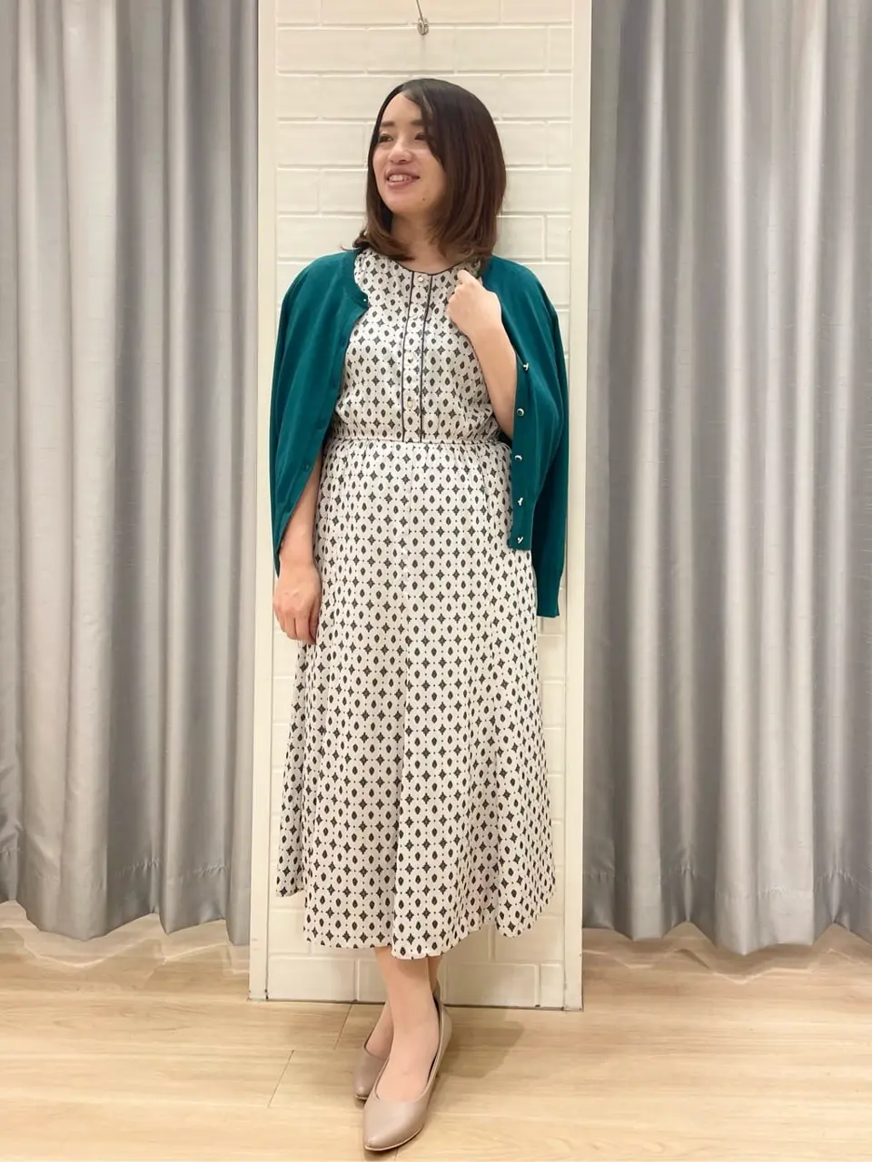 ANY SIS 丸岡 コーディネート画像