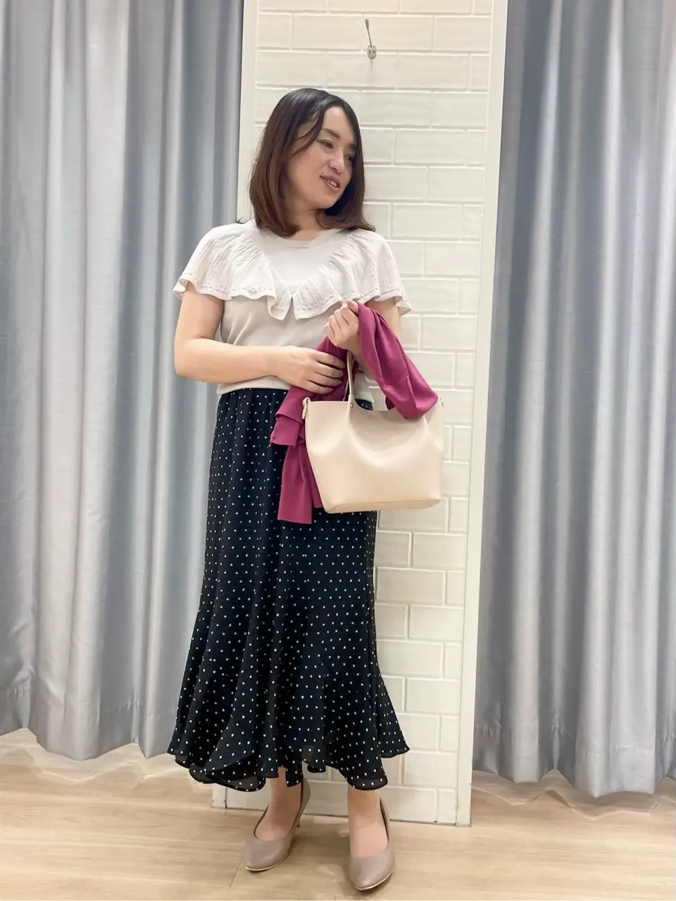 ANY SIS 丸岡 コーディネート画像